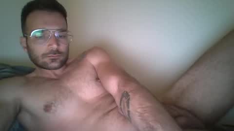 Snapshot of bullboy9292 chatting on 03.09.25 Bullboy9292 online show from 03.09.25