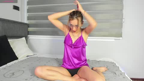 Snapshot of bulma_bambina_ chatting on 01.30.25 Bulma Bambina online show from 01.30.25