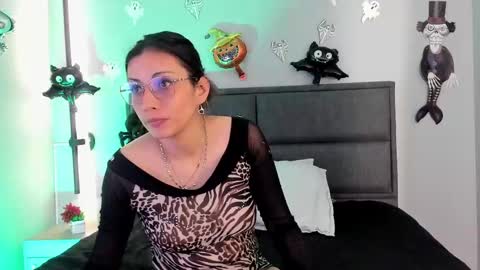 Snapshot of bulma_bambina_ chatting on 10.27.25 Bulma Bambina online show from 10.27.25