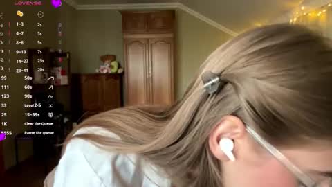 Mary online show from 06.10.26