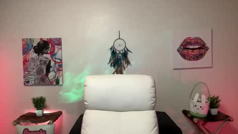 BUNNIE and THE DUDE TheLebowskis online show from 04.11.26