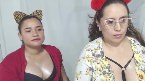 Snapshot of bunniosito chatting on 10.30.25 bunniosito online show from 10.30.25