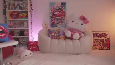 Snapshot of bunnydollstella chatting on 02.09.25 Stella online show from 02.09.25