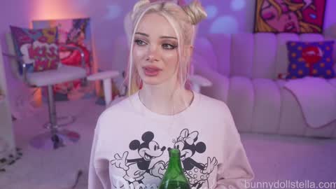 Stella online show from 02.10.26