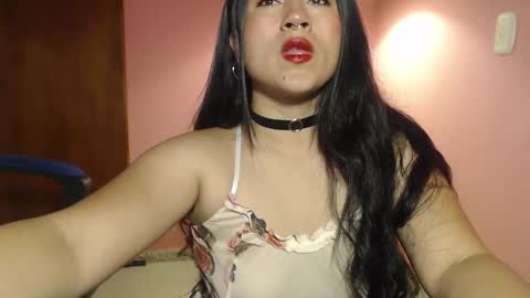 bunnyEmilyR0s33 online show from 01.11.25