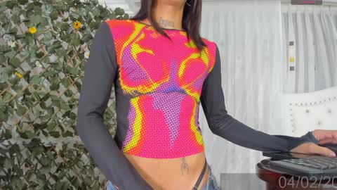 Angela Santini online show from 02.05.25
