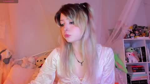 Snapshot of bunnyislewd chatting on 02.01.25 bunnyislewd online show from 02.01.25