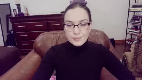 Snapshot of bunnynextdoor chatting on 02.25.26 bunnynextdoor online show from 02.25.26