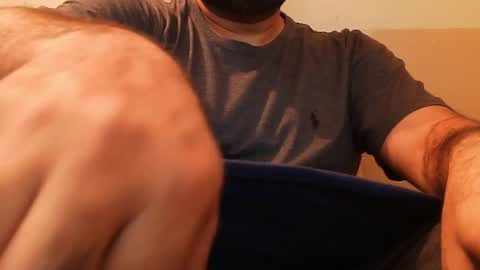 Hairy Arabian online show from 01.01.25