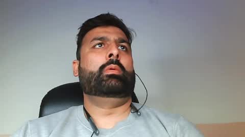 Hairy Arabian online show from 02.26.25