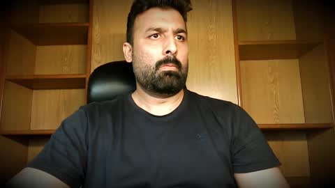 Hairy Arabian online show from 10.06.25