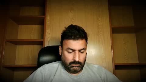 Hairy Arabian online show from 11.14.25