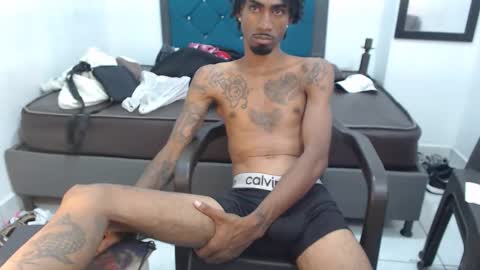 Snapshot of burrodelacosta chatting on 04.30.26 burrodelacosta online show from 04.30.26