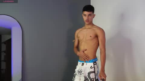 Buster independent model online show from 10.23.25