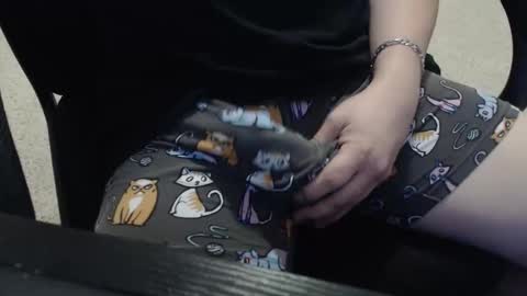 Snapshot of bustinpp chatting on 12.16.24 bustinpp online show from 12.16.24