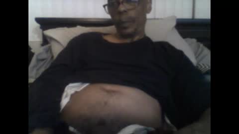 Busturgutzgd1 online show from 12.27.24