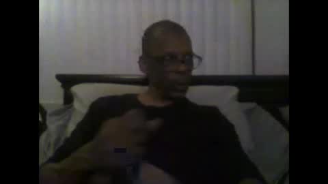 Busturgutzgd1 online show from 12.27.24