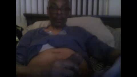 Busturgutzgd1 online show from 02.06.25