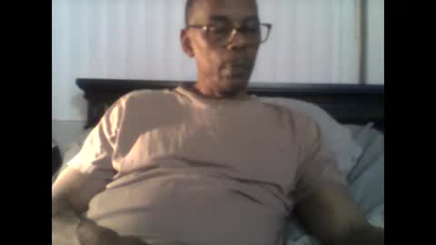 Busturgutzgd1 online show from 02.27.25