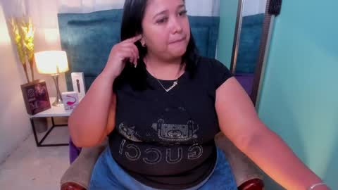 busty juicy online show from 01.11.25