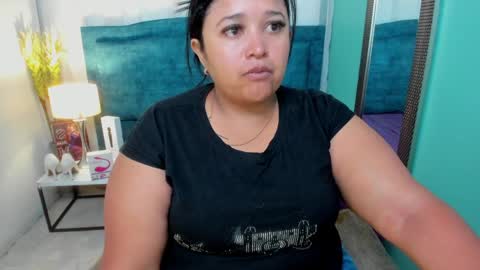 busty juicy online show from 01.28.25