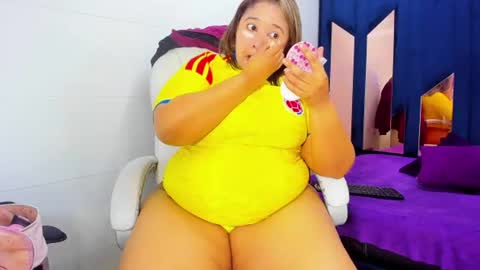 busty juicyy online show from 06.27.26