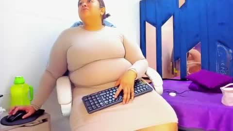busty juicyy online show from 07.10.26