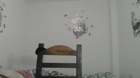 Snapshot of bustyamanda_ chatting on 12.30.24 Amanda  online show from 12.30.24