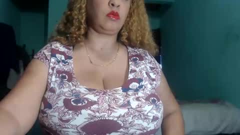 Snapshot of bustyamanda_ chatting on 09.13.25 Amanda  online show from 09.13.25