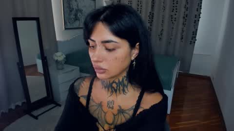 Sabrina online show from 09.18.25