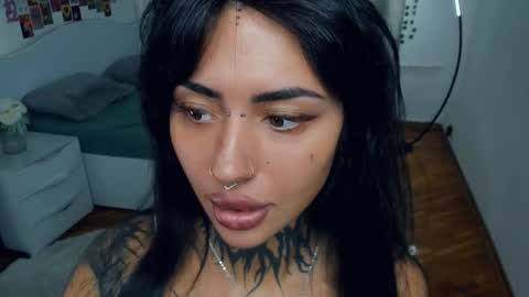 Sabrina online show from 10.12.25