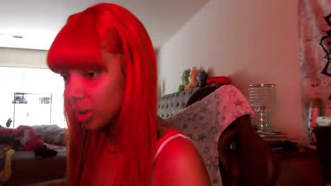 butterfly booty online show from 10.06.25