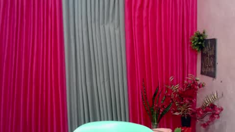 buttycamille online show from 03.12.25