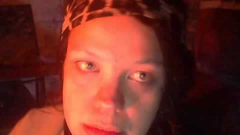 Snapshot of butytoy chatting on 02.09.25 butytoy online show from 02.09.25