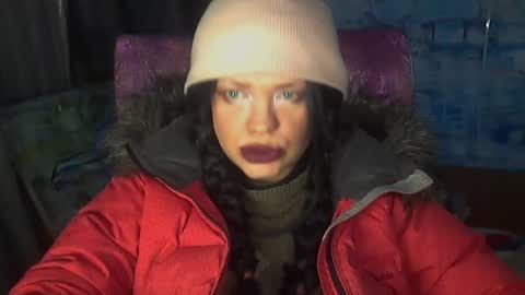 Snapshot of butytoy chatting on 02.10.25 butytoy online show from 02.10.25