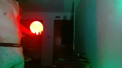 Snapshot of bwall1425 chatting on 02.08.25 bwall1425 online show from 02.08.25