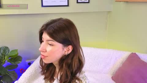 Kira online show from 04.06.26