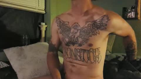 Snapshot of c4tf1sh chatting on 11.15.25 1DontR3member online show from 11.15.25