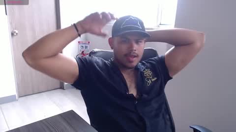 Snapshot of caballero_____ chatting on 12.24.24 INSTAGRAM CABALLERO 1998 online show from 12.24.24