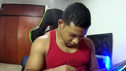 Snapshot of caballerozodi chatting on 11.29.25 caballerozodi online show from 11.29.25