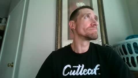 Snapshot of calbry82 chatting on 10.25.25 calbry82 online show from 10.25.25