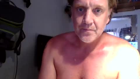 Snapshot of californiasandiego chatting on 10.15.25 californiasandiego online show from 10.15.25