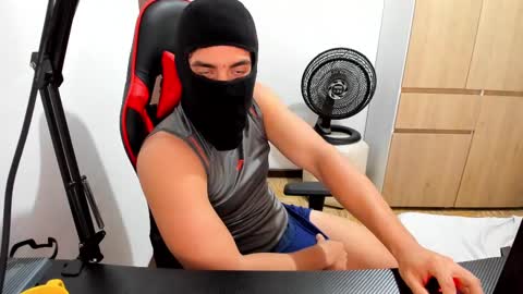 calihotcaliente27 online show from 02.19.25