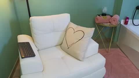 Calipso Parisi online show from 03.27.26