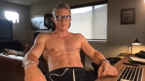 calirsedmo online show from 11.02.25