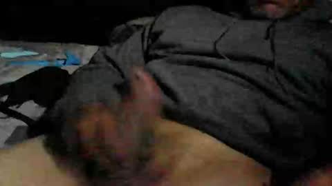 Snapshot of calisguitar chatting on 12.06.24 Calisguitar online show from 12.06.24