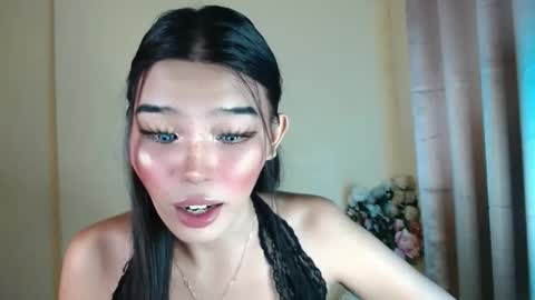 Snapshot of call_me__anna chatting on 01.07.25 Anna online show from 01.07.25