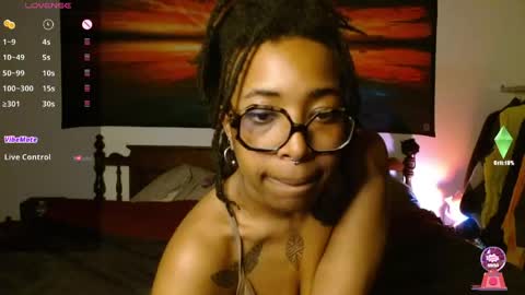 Snapshot of call_me_hedone chatting on 04.29.26 Hedone online show from 04.29.26