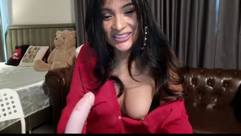 Snapshot of call_me_linda56 chatting on 01.20.25 Call Me Linda online show from 01.20.25