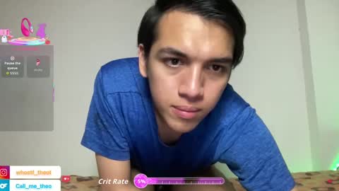 Snapshot of call_me_theo chatting on 10.01.25 Mateo online show from 10.01.25